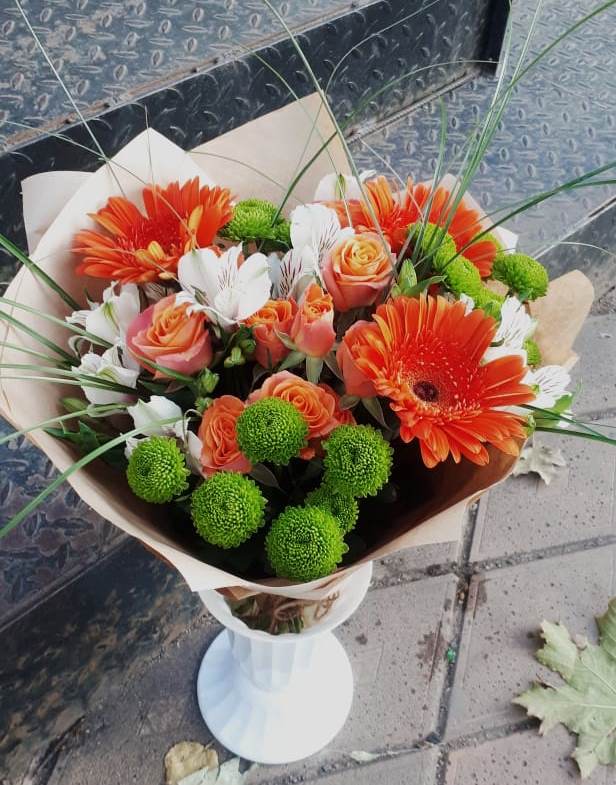 Букет цветов из: Герберы, Хризантемы, Альстромерии и Розы в Черкизово