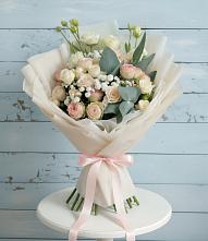Букет цветов из:  Розы и Лизиантусы #REPLACE_PRED# Черкизово