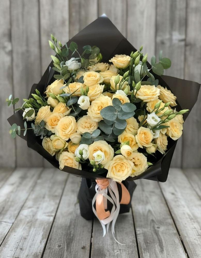 Букет цветов из: Розы и Лизиантусы в Черкизово