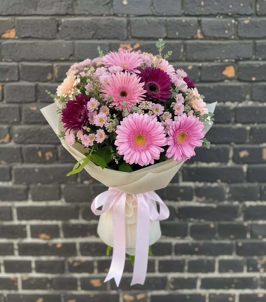 Букет цветов из: Герберы и Хризантемы в Черкизово