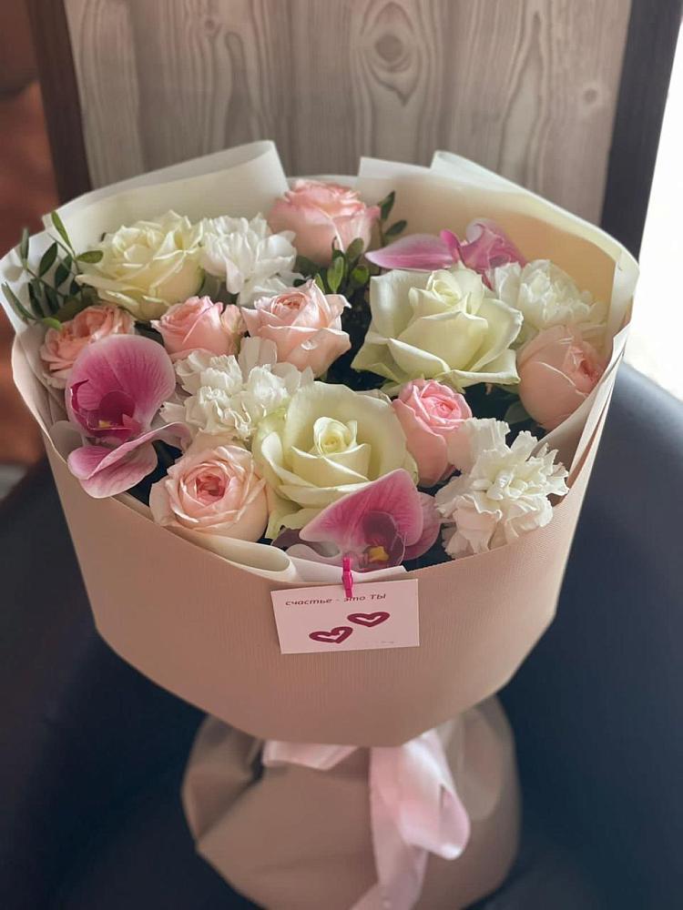 Букет цветов из: Орхидеи, Розы и Гвоздики в Черкизово