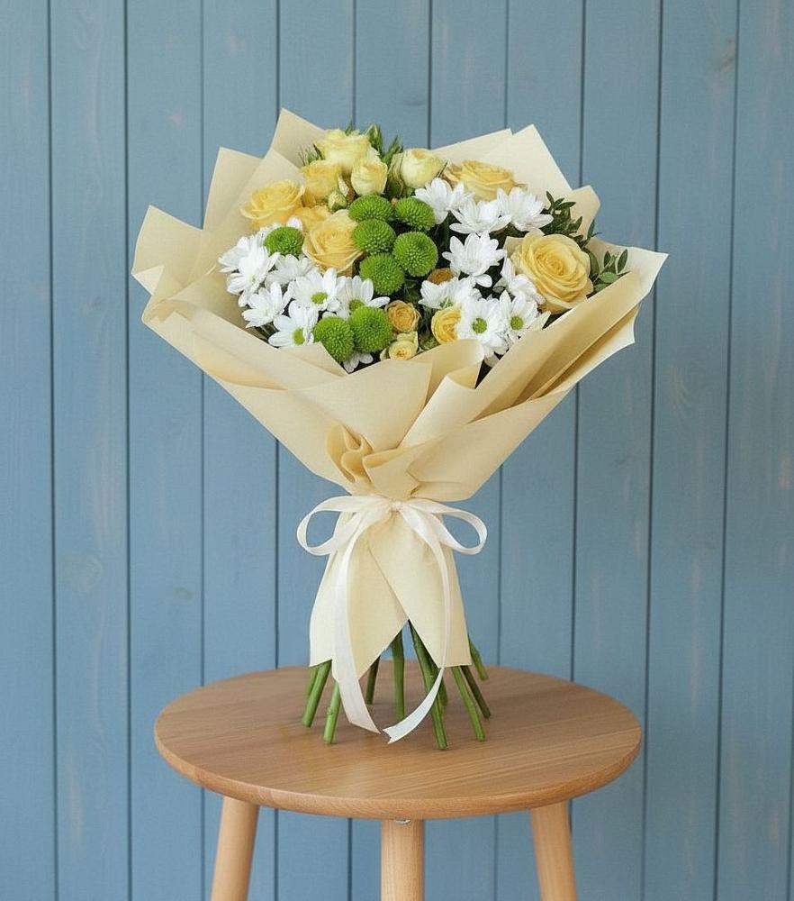 Букет цветов из: Хризантемы и Розы в Черкизово