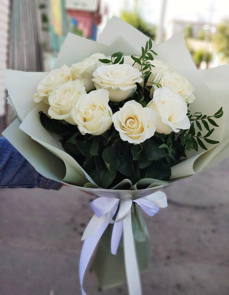 Букет Белые розы Проуд в Черкизово