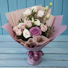 Букет цветов из:  Розы и Лизиантусы в Черкизово