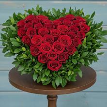 Цветочная композиция из Розы в виде сердца в Черкизово