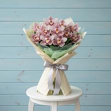 Букет цветов из:  Орхидеи и Розы в Черкизово