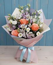 Букет цветов из:  Лизиантусы, Розы, Альстромерии и Гипсофила #REPLACE_PRED# Черкизово