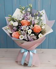 Букет цветов из:  Лизиантусы, Розы, Альстромерии и Гипсофила в Черкизово