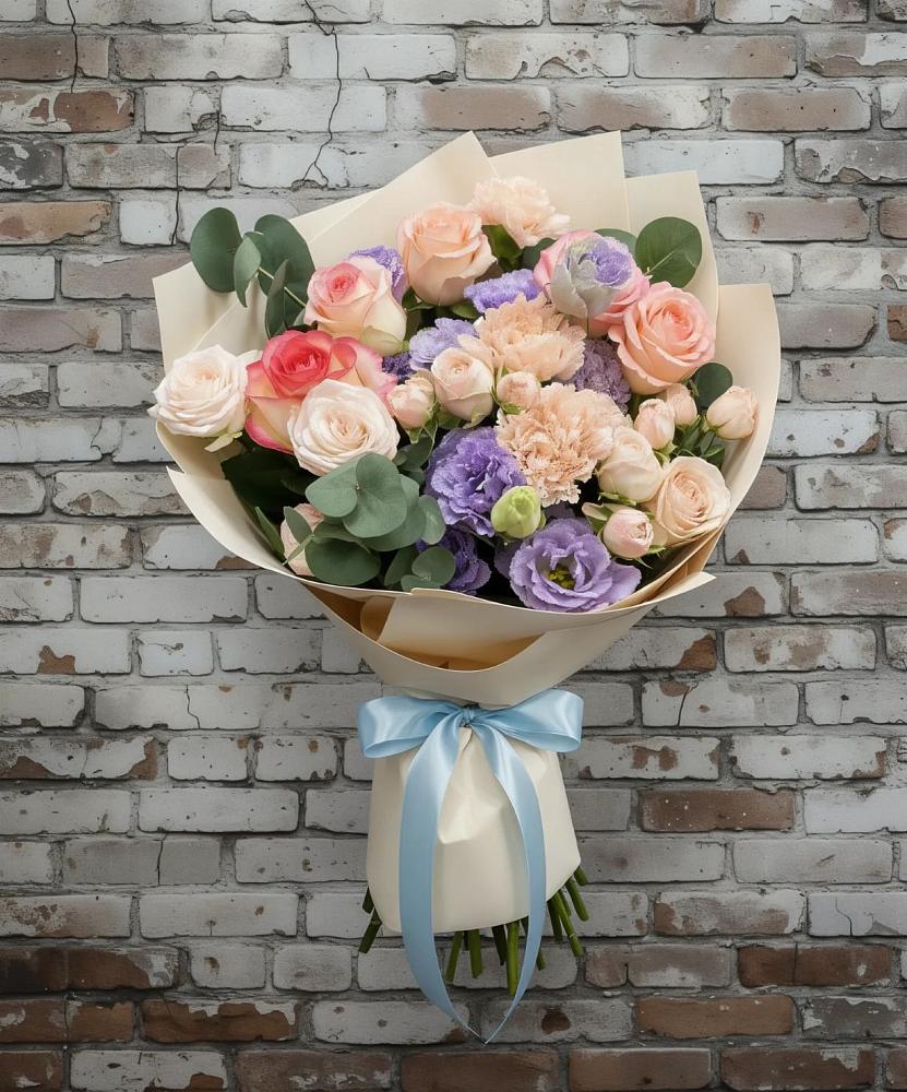 Букет цветов из: Розы, Лизиантусы и Гвоздики в Черкизово