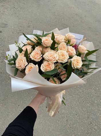 Букет Кремовые розы Латте в Черкизово