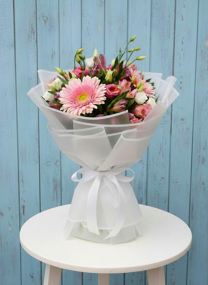 Букет цветов из: Герберы, Альстромерии и Лизиантусы в Черкизово