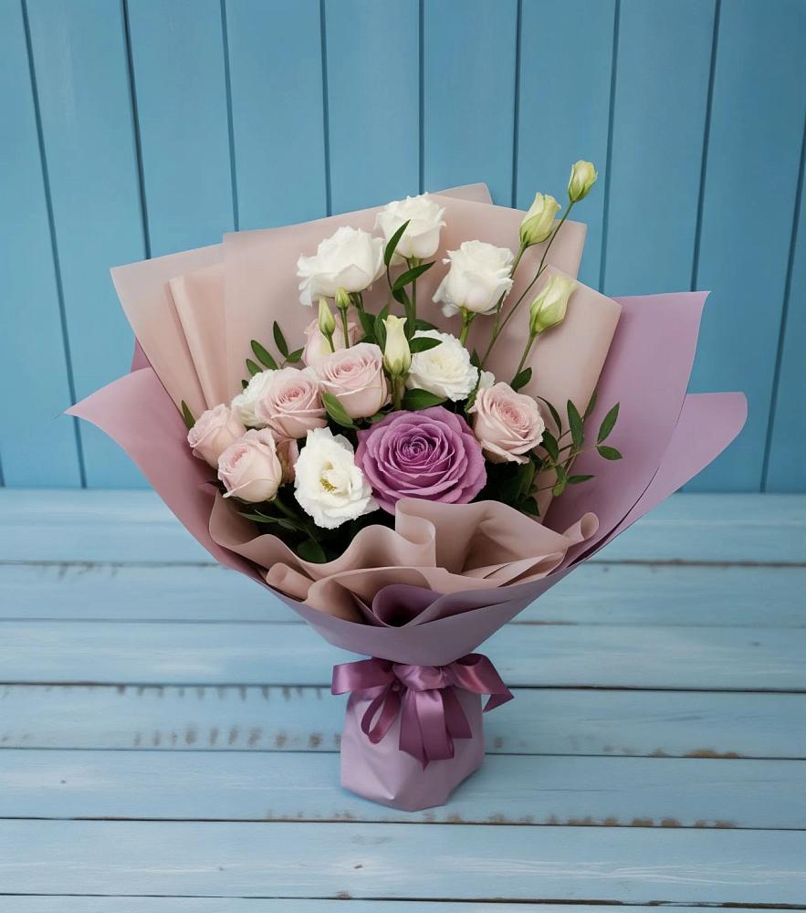 Букет цветов из: Розы и Лизиантусы в Черкизово